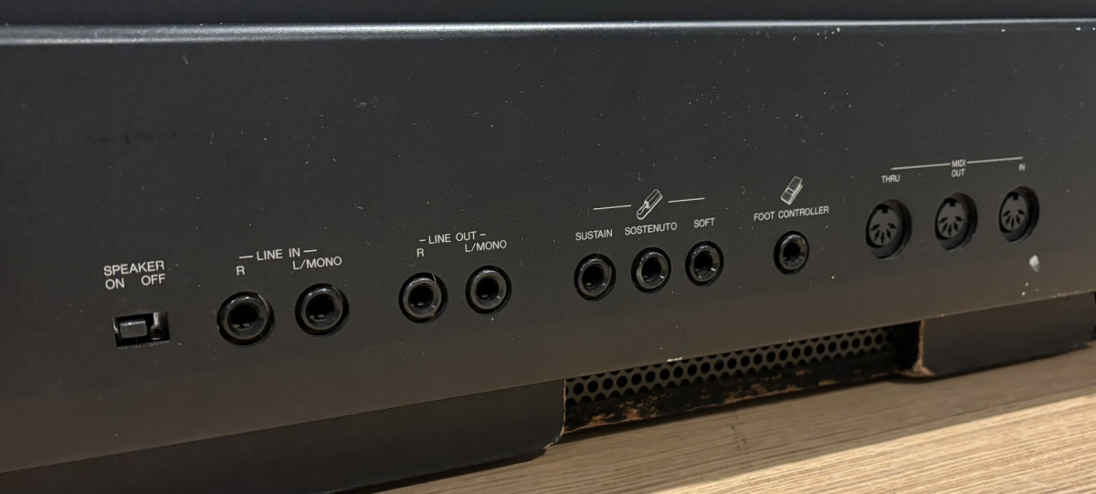 Yamaha Clavinova PF P-100 Digitalpiano - begagnat