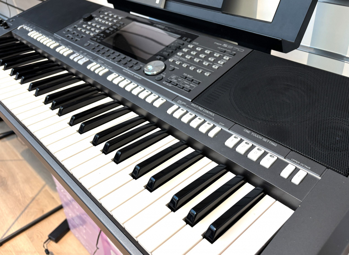 Yamaha PSR-S970 Workstation - begagnad