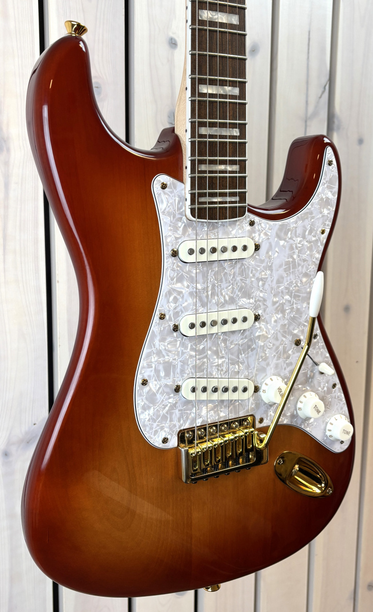 Squier 40th Anniversary Stratocaster - Begagnad