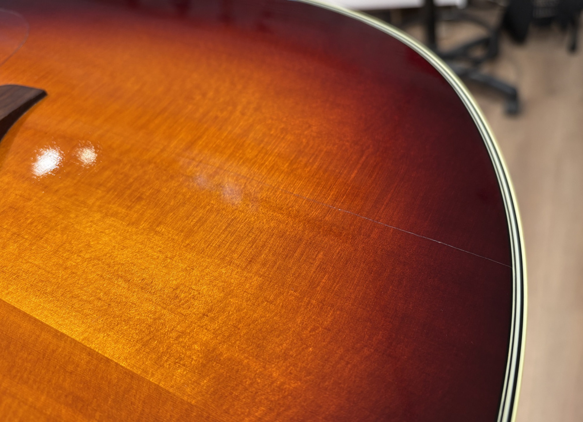 Yamaha FS-TA Sunburst - begagnad