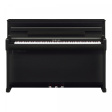 Yamaha CLP-885 - Svart Yamaha CLP-885B digitalpiano i svart finish sett framifrån