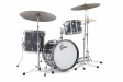 Gretsch Brooklyn USA Deep Marine Black Pearl Trumset framifrån med stativ och cymbaler