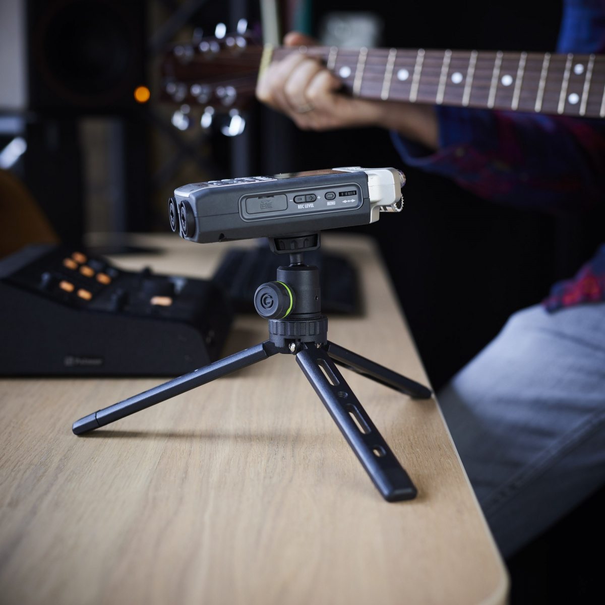 Gravity tripod stativ