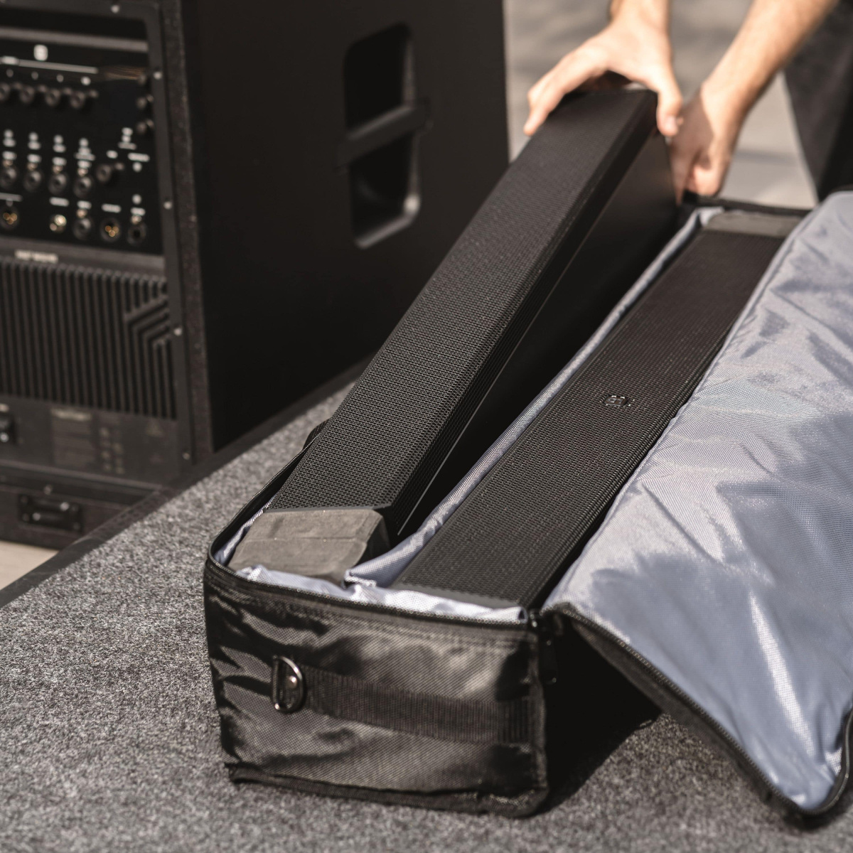Insidan av LD Systems MAUI 44 G3 SAT BAG