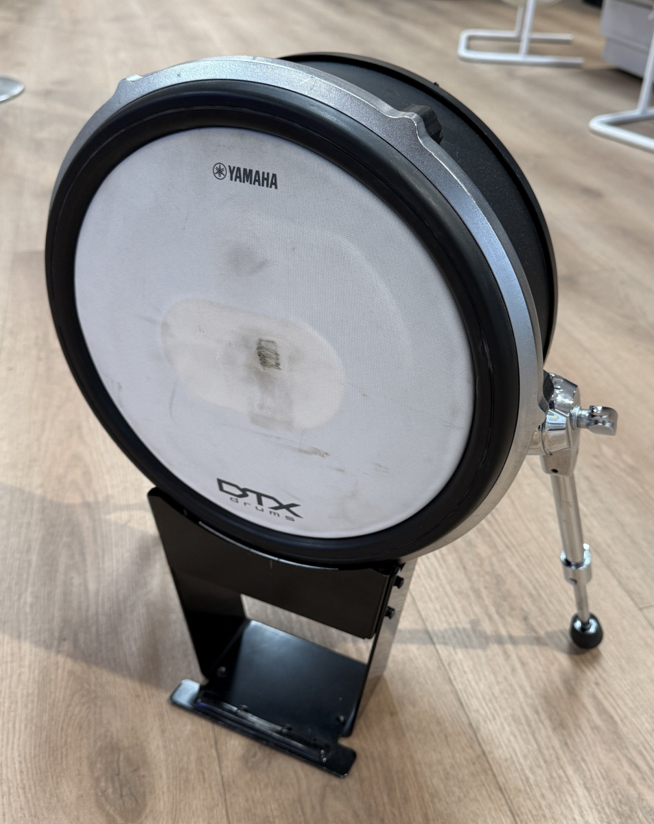 Yamaha KP128 Kick - Begagnad