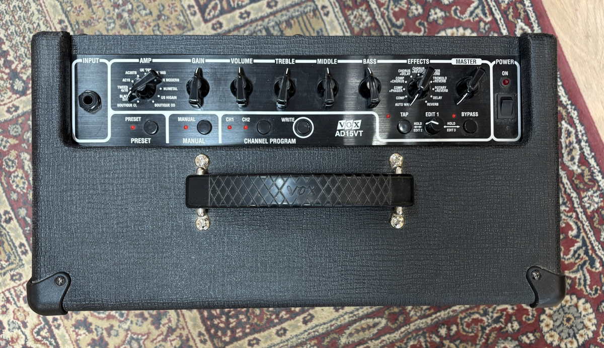 Vox AD15VT Gitarrf�rst�rkare - begagnad