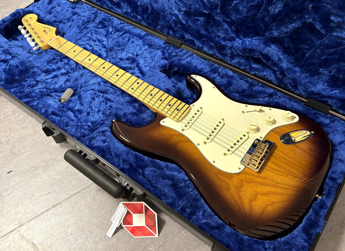 Fender 75th Anniversary Commemorative Stratocaster - begagnad