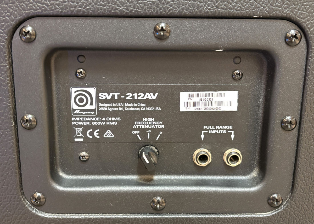 Ampeg SVT-212AV Baskabinett - begagnat