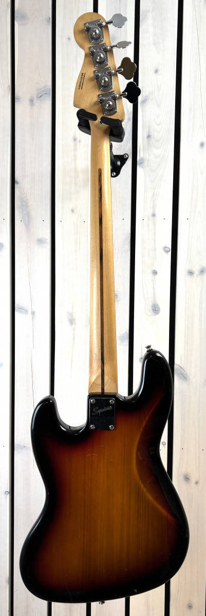 Squier Jazz Bass - begagnad