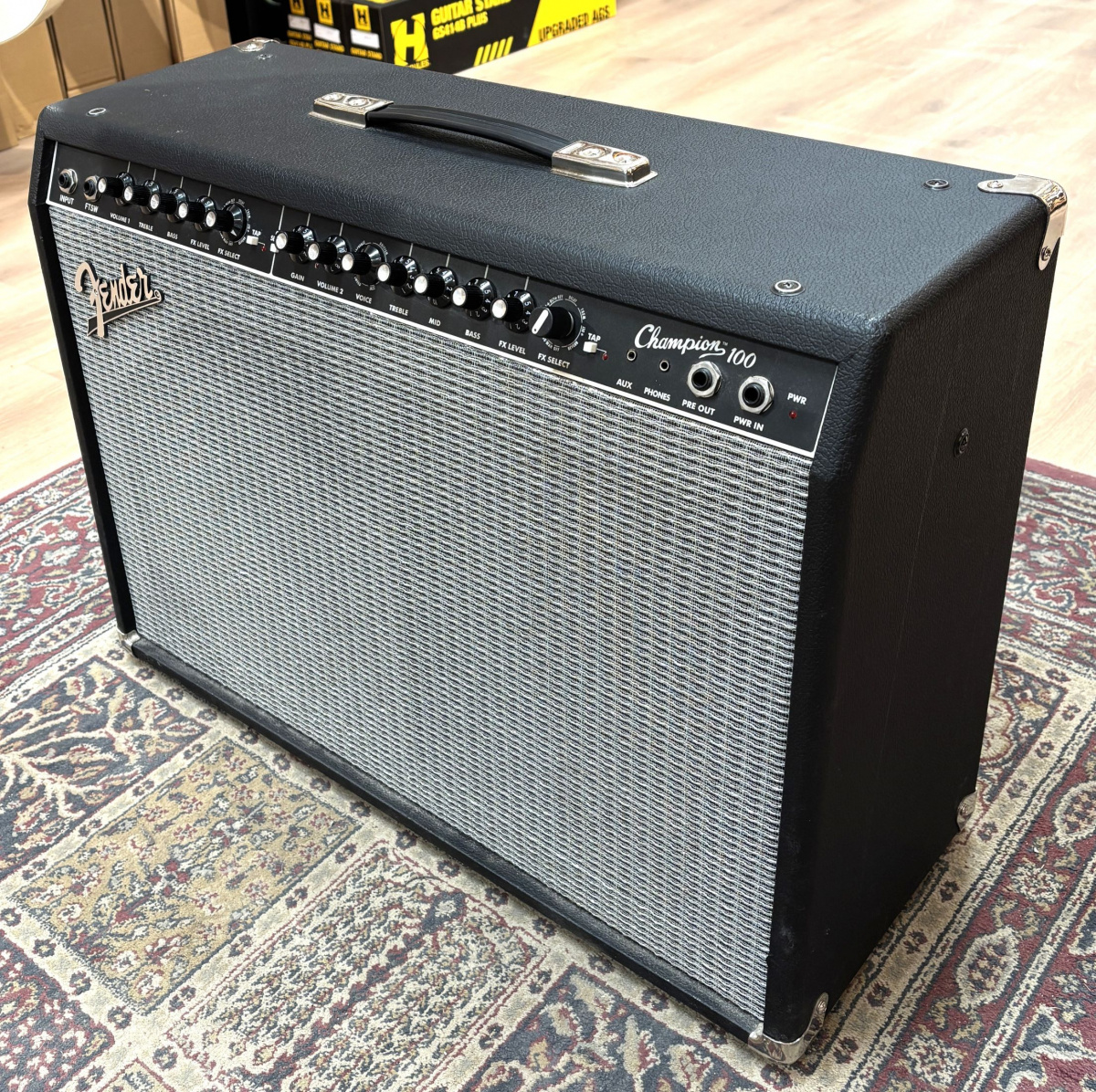 Fender Champion 100 - begagnad