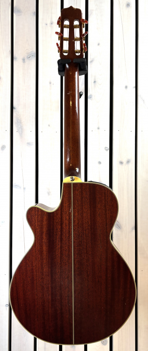 Takamine EN-30C inkl. hardcase - begagnad