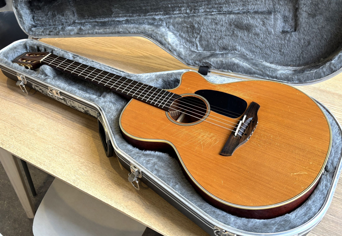 Takamine EN-30C inkl. hardcase - begagnad