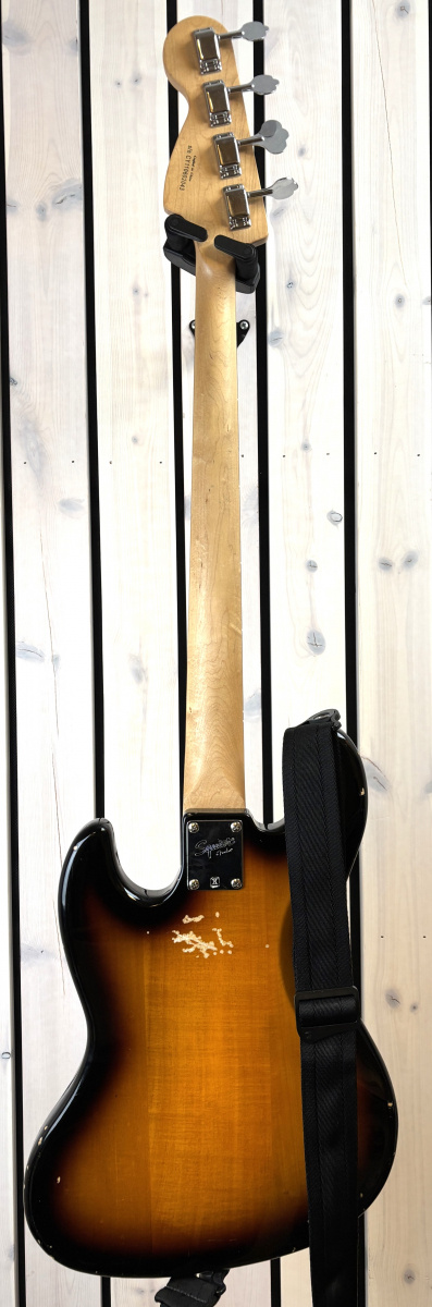 Squier Affinity Jazzbas - begagnad