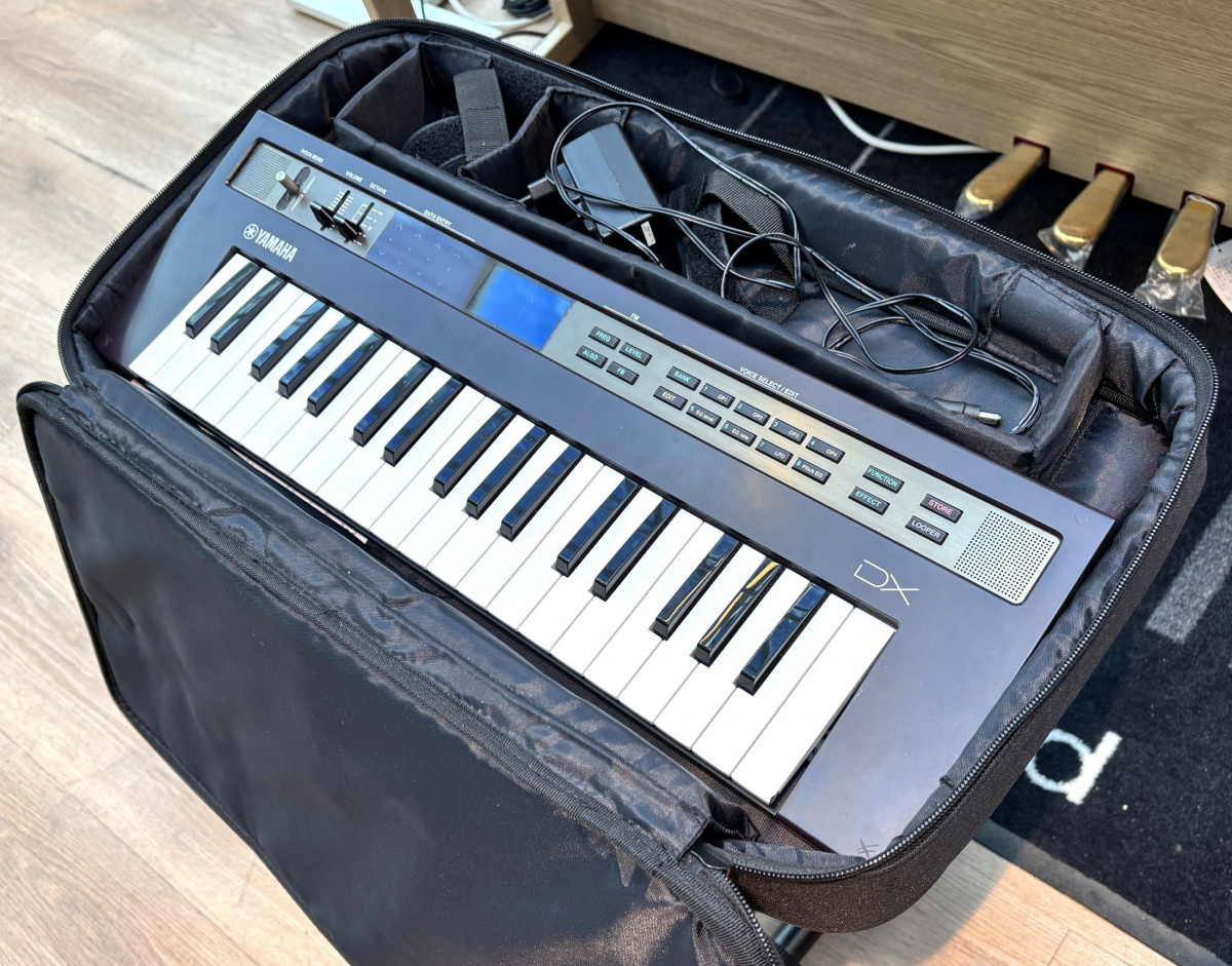Yamaha Reface DX inkl. bag - begagnad