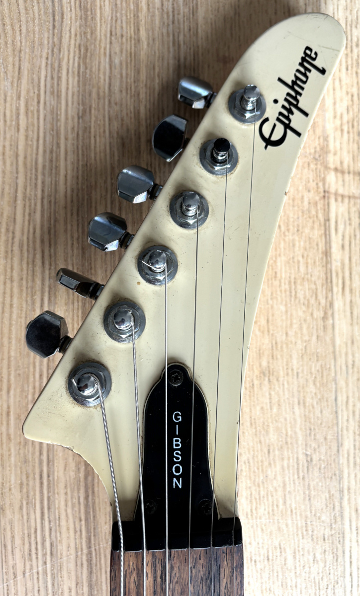 Epiphone ST-Style elgitarr - begagnad