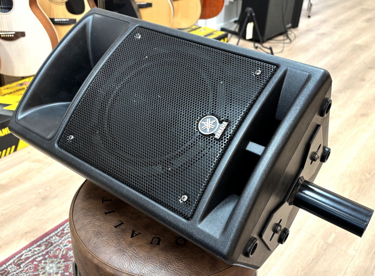 Yamaha Stagepas300 ljudanl�ggning - begagnad