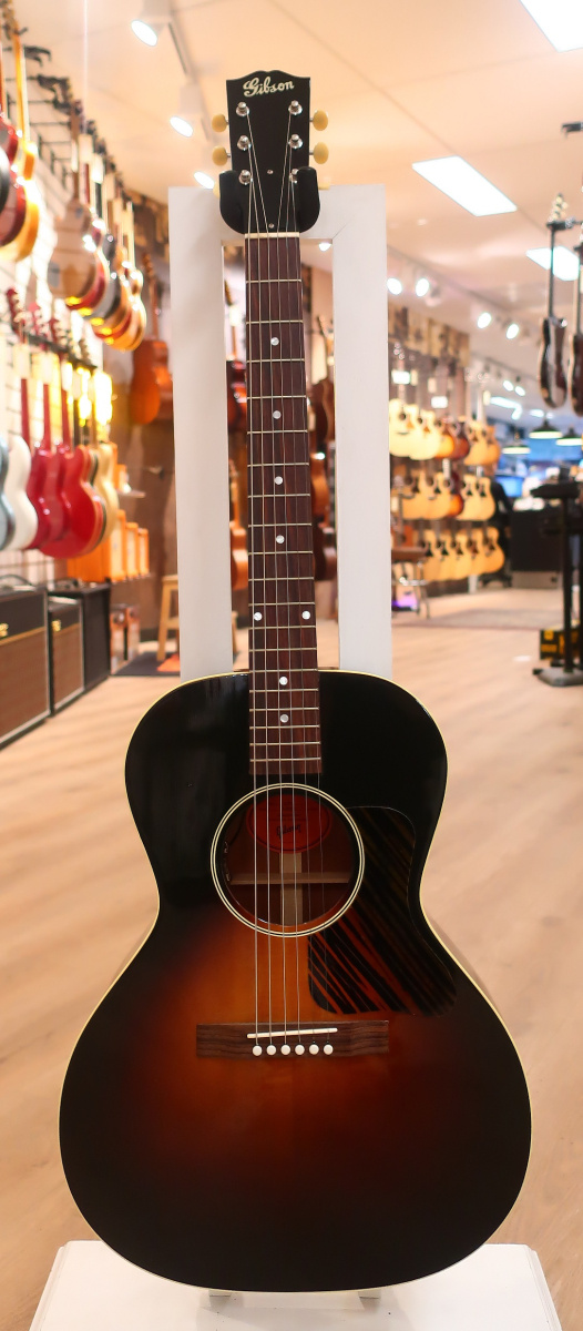 Begagnad Gibson L-00 Original hela gitarren framifrån