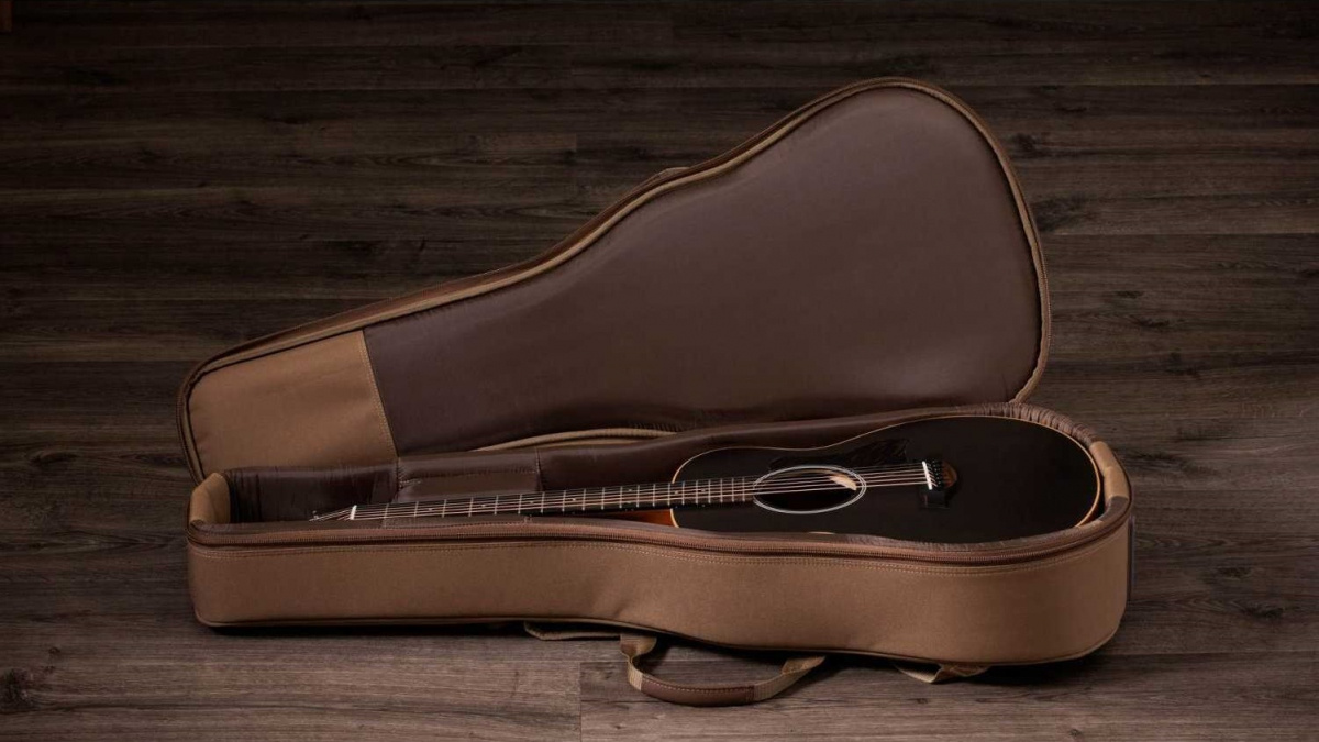 Taylor GS Mini-e Trans Black Special Edition