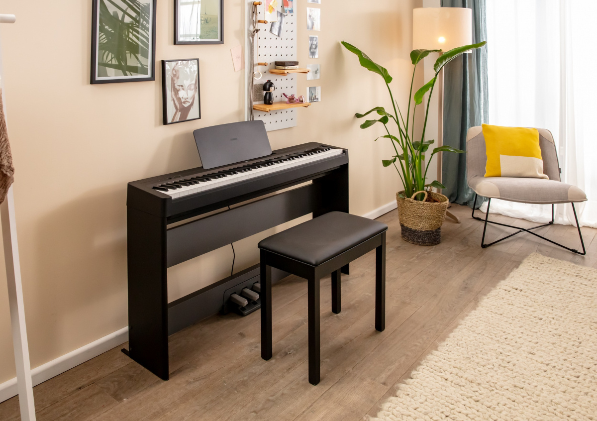 Yamaha P-145 B Digitalpiano