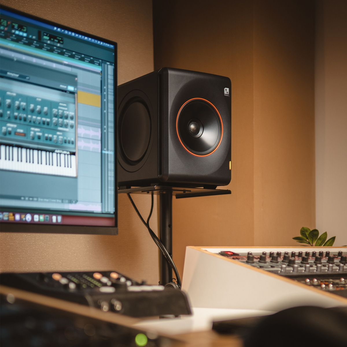 Palmer Orbit 11 - black