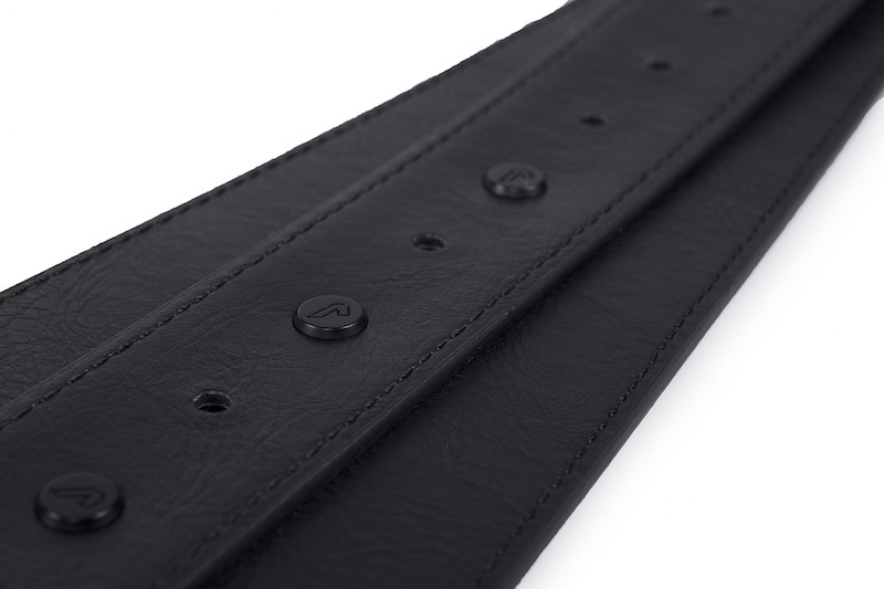 Gruv Gear SoloStrap Neo 4 - Black