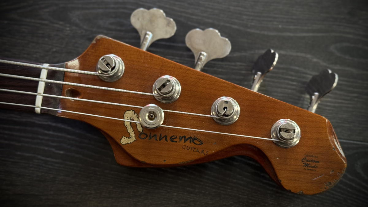 Sonnemo Custom Vintage J-Bas - 3-tone sunburst