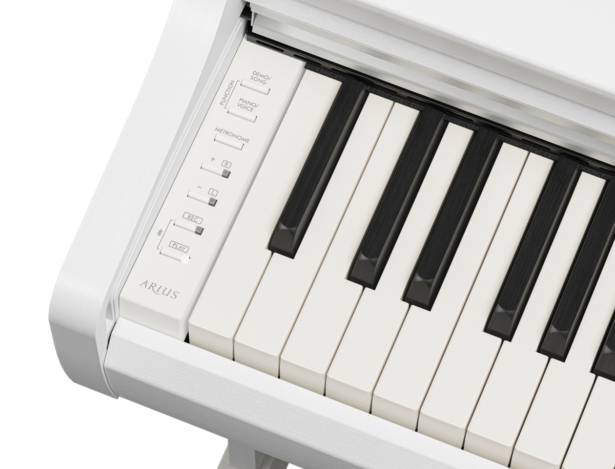 N�rbild p� Yamaha YDP-166 i vitt utf�rande