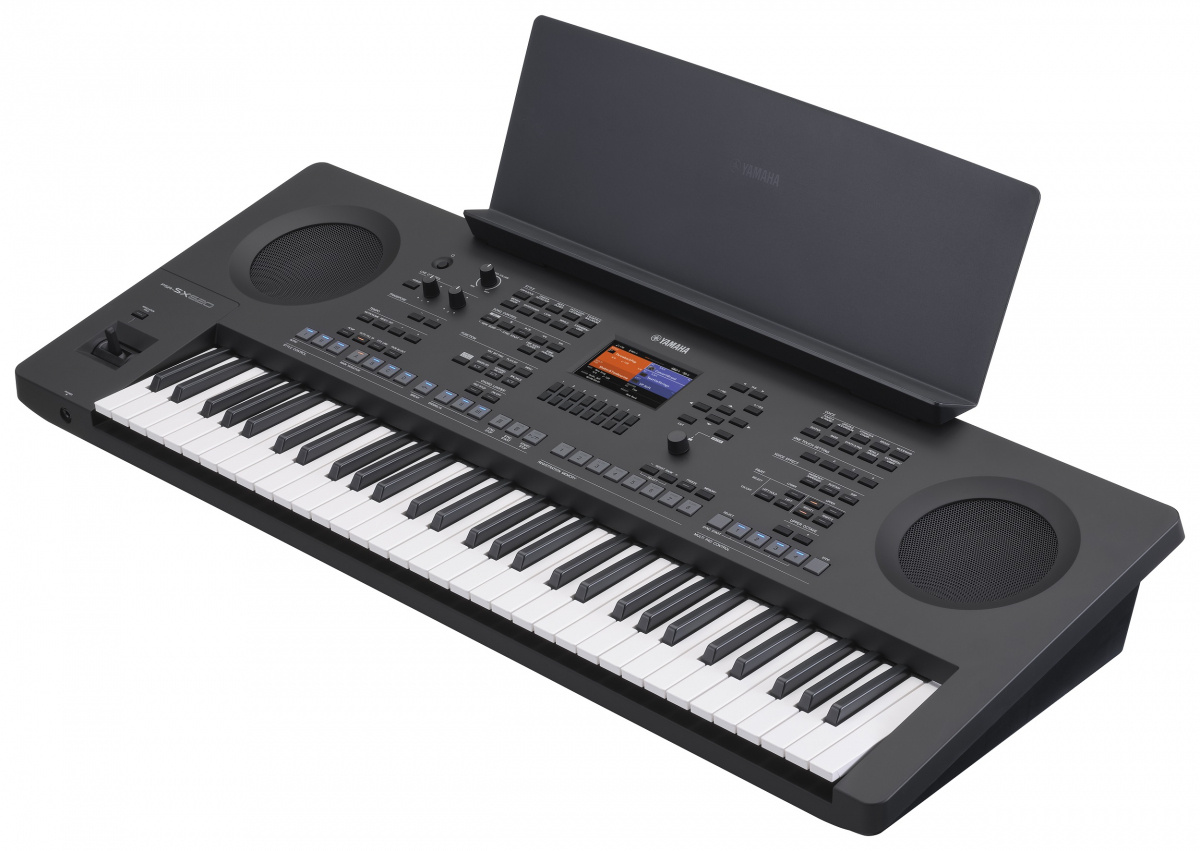 Yamaha PSR-SX620 workstation keyboard med notst�ll